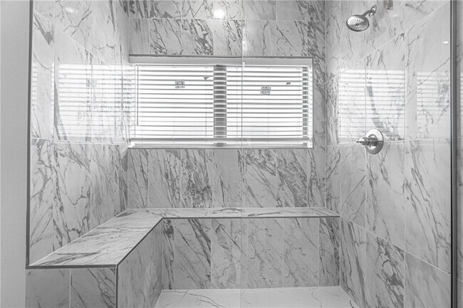 Building Photo - 2675 SW Livingston Square