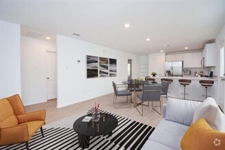 Building Photo - 18710 Clearwater Brk Dr