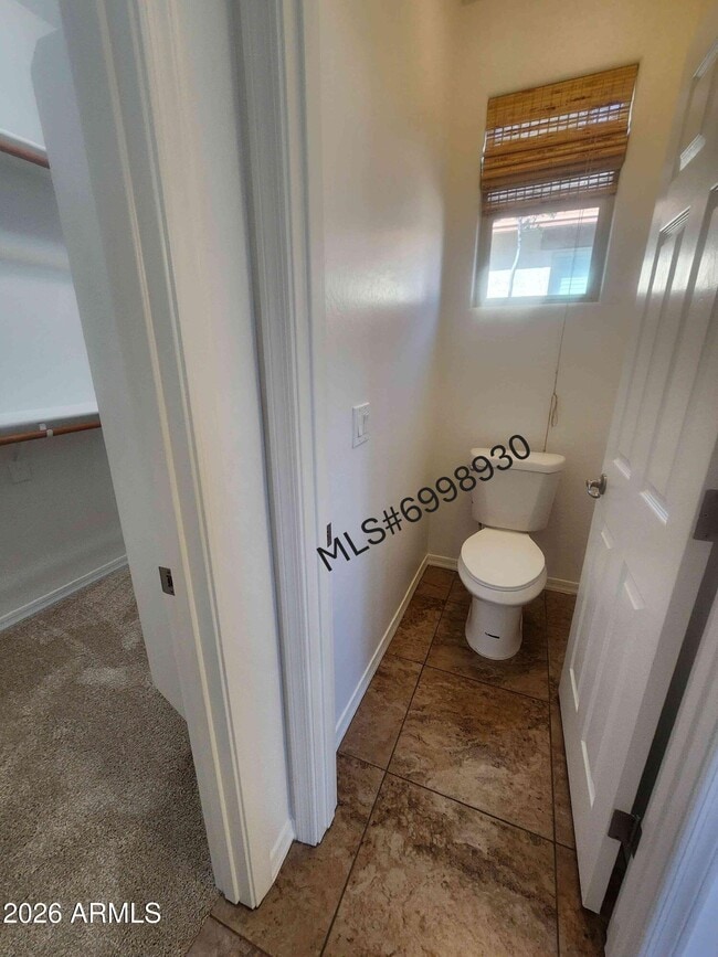 Building Photo - 7239 N 89th Dr