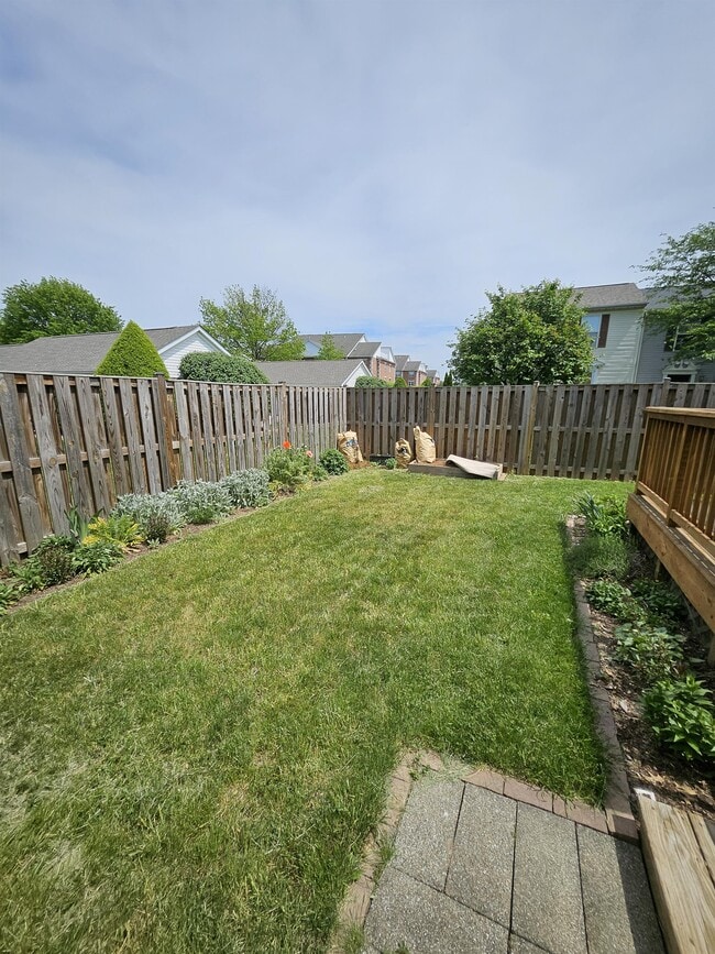 Building Photo - 201 Stull Ct