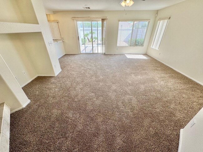 Building Photo - WELCOME TO THIS SPACIOUS 4-BEDROOM, 2.5-BA...
