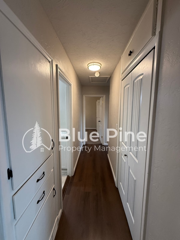 Building Photo - 410 Lincoln Dr