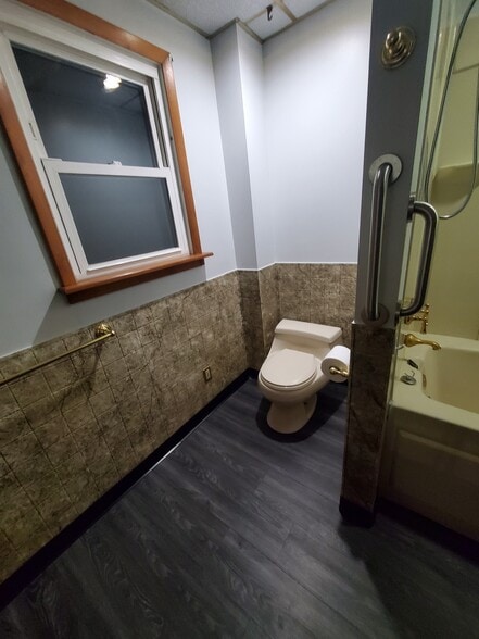 Bathroom - 356 2nd St