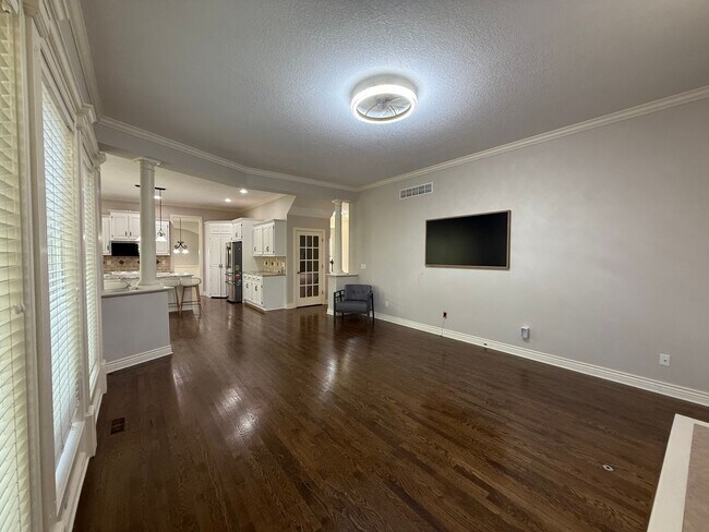 Building Photo - 13817 Hauser St
