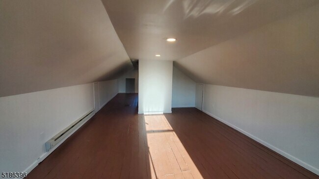 Building Photo - 269 Hazen Rd
