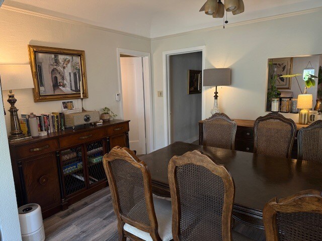 DINING - 410 N Orange Grove Ave