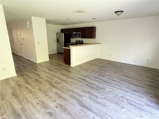 Building Photo - 13495 Applerose Ln