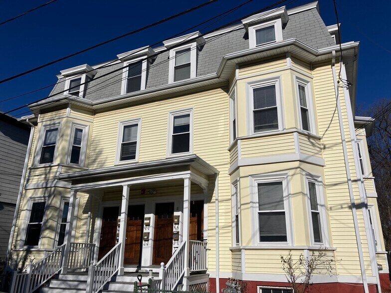 Building Photo - 11 Glenwood Ave
