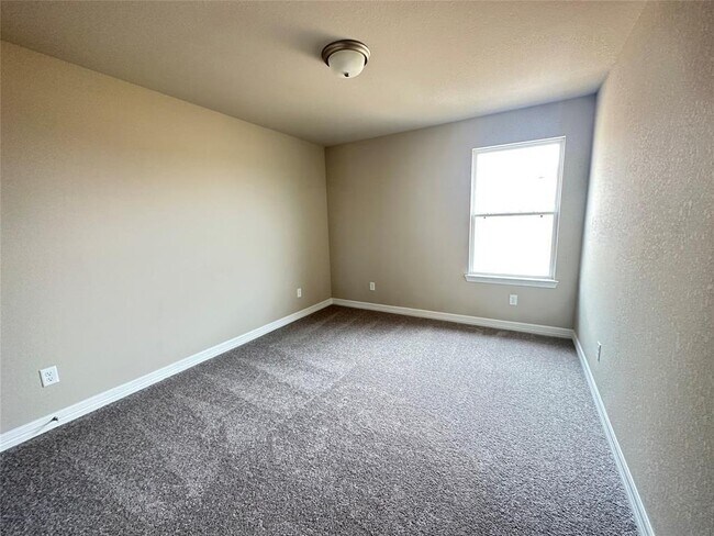 Building Photo - 7239 Grand Mason Dr