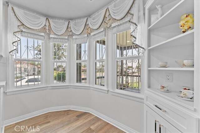 Building Photo - 9801 S Hobart Blvd