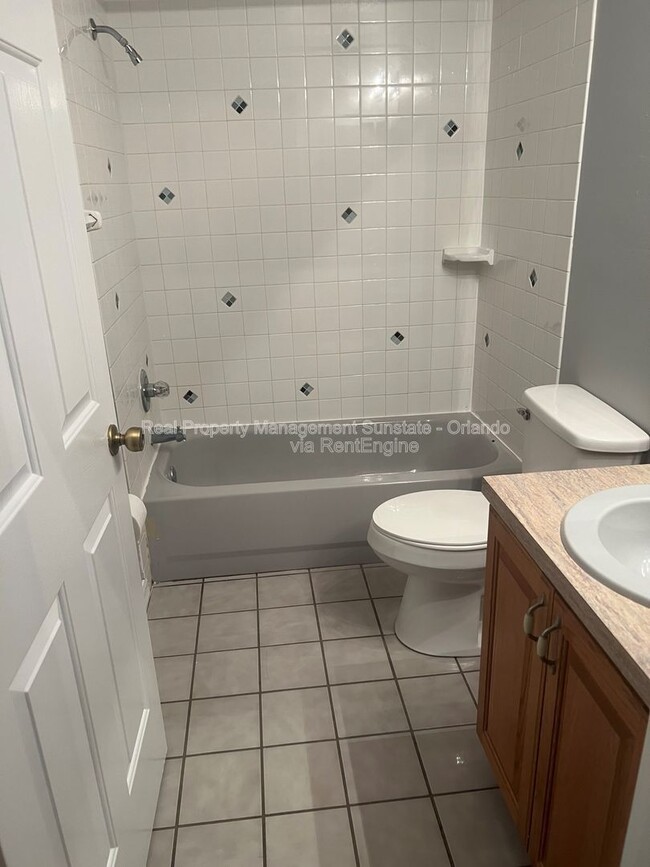 Building Photo - 1740 Whipple Dr