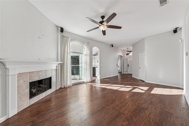 Building Photo - 7108 Chateau Dr