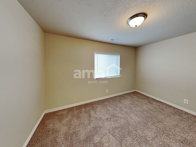 Building Photo - 15137 S Moab Way