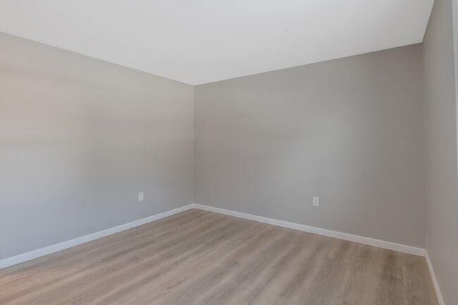 Building Photo - 4210 Trotwood Ln