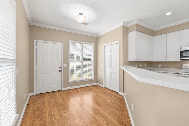 Building Photo - 1620 Over Cup Cir