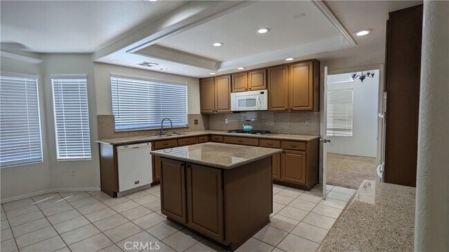 Building Photo - 40342 Corte Campeon