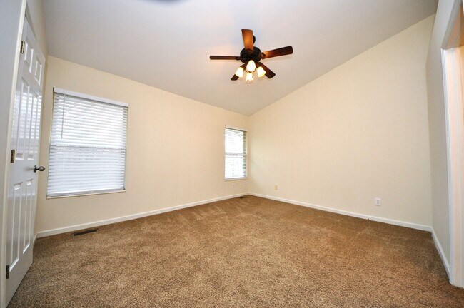 Building Photo - 131 Choctaw Dr