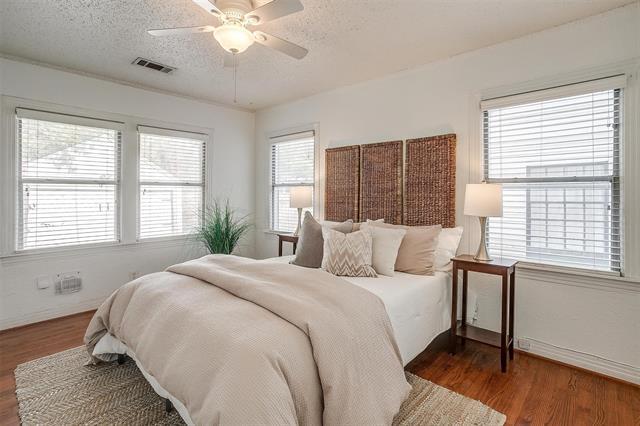 Building Photo - 3824 Birchman Ave