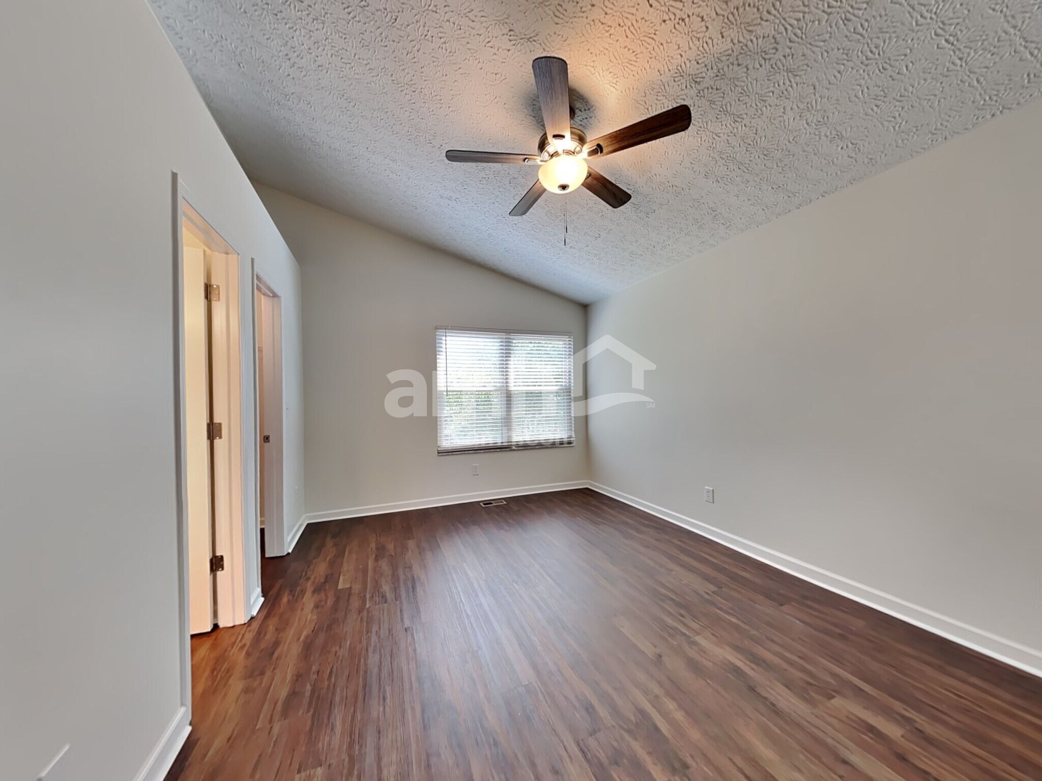 Building Photo - 730 Rothrock Dr