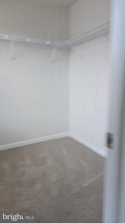 Building Photo - 18 Elliot Ln