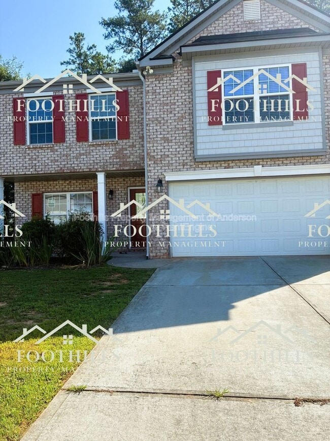 Building Photo - 31 Ravencrest Dr