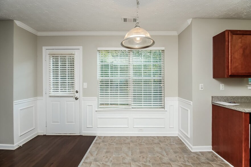 Building Photo - 3711 Monticello St