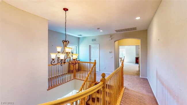 Building Photo - 348 Hanbury Manor Ln
