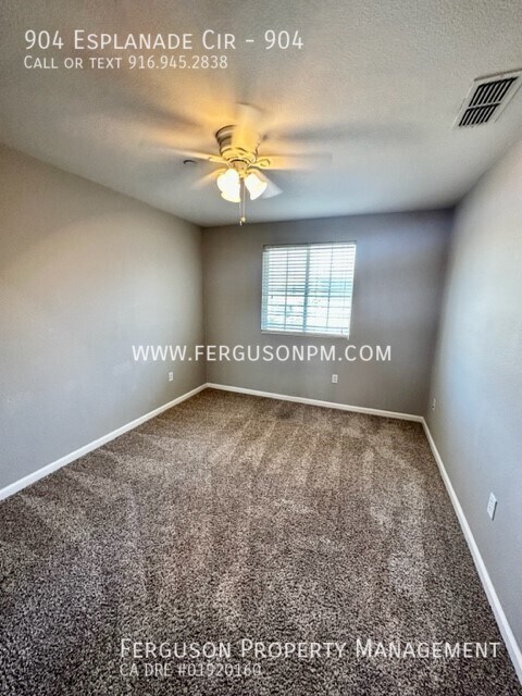 Building Photo - Move In Ready Folsom Home with Greenbelt V...