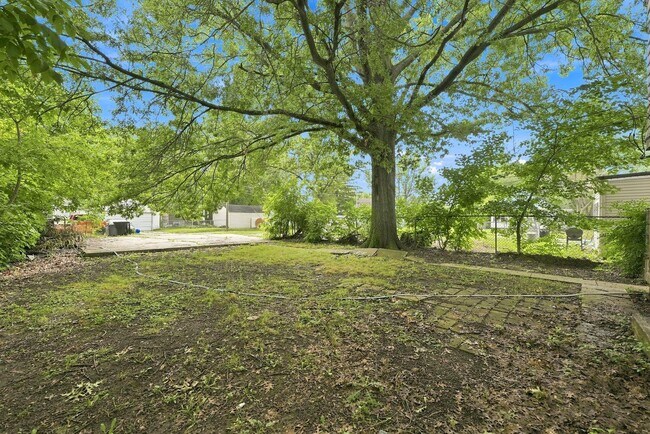 Building Photo - 4029 Weisser Park Ave