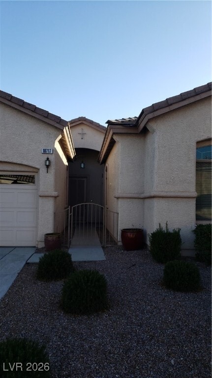 Building Photo - 10717 Refectory Ave