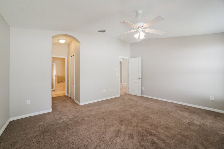 Building Photo - 13020 Avalon Crest Ct