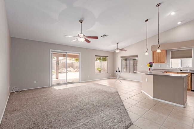 Building Photo - Single Level Pool Home Available Now