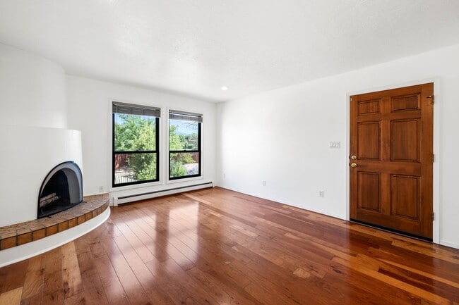 Building Photo - NEW MOVE-IN SPECIAL! Vibrant Home Off Rode...