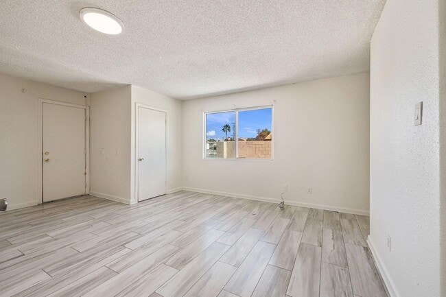 Building Photo - 33515 Wishing Well Trail