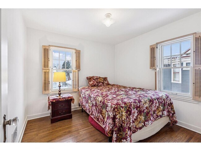 Building Photo - 1197 W Como Blvd