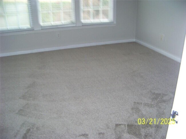 Building Photo - 2787 Deerwood Ln