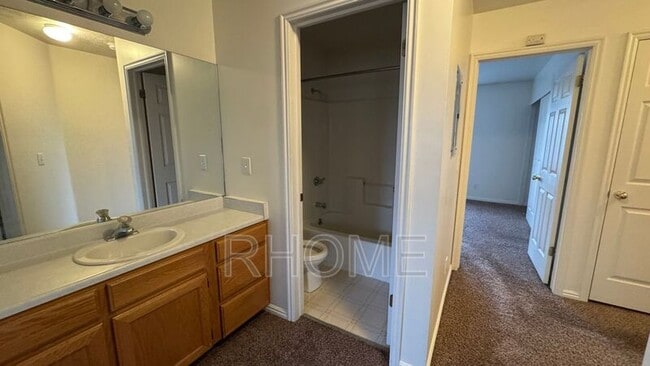 Building Photo - 6925 Florentine Way