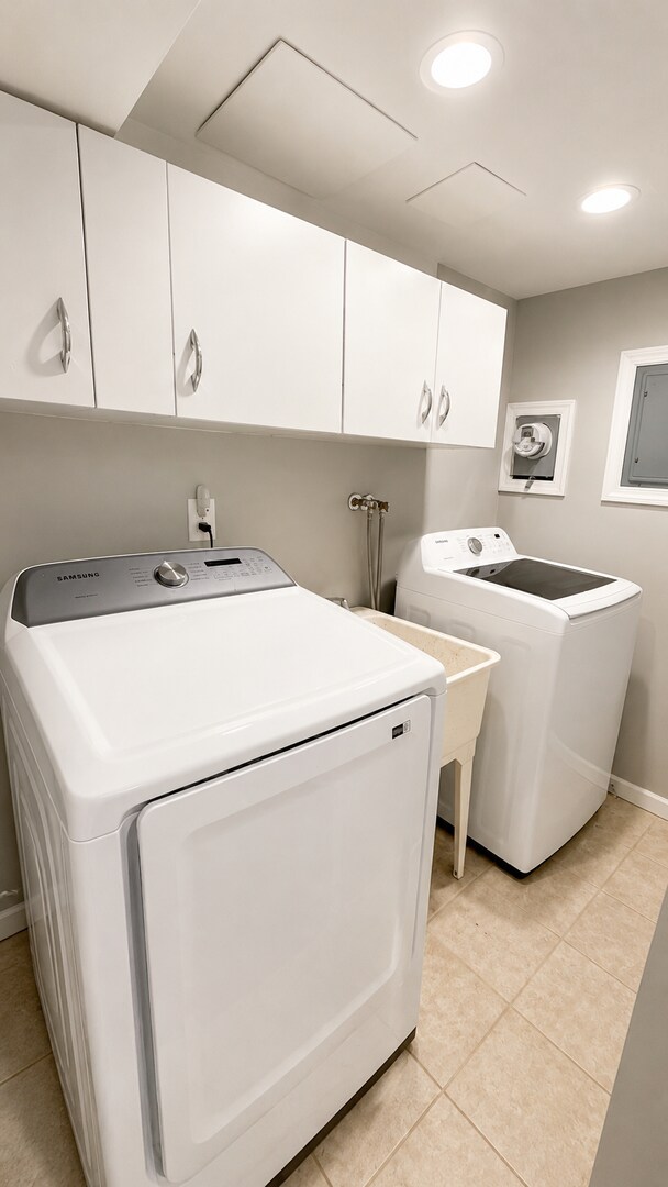 Building Photo - Beautifully Remodeled 3-Bedroom Home with Modern Comforts