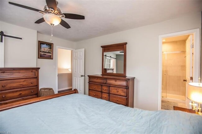 Building Photo - 1678 Skiffes Creek Cir