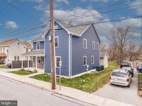 Building Photo - 411 James St