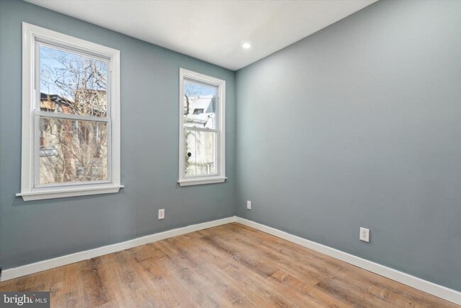 Building Photo - 2523 W Montgomery Ave