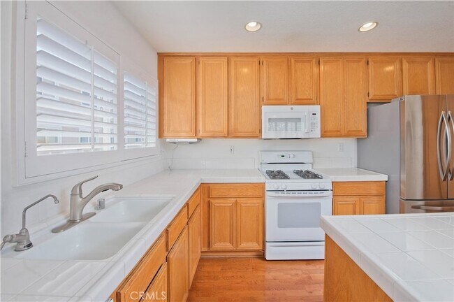 Building Photo - 25725 Armstrong Cir