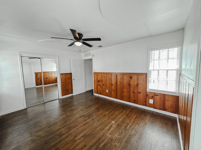 Building Photo - 2605 35th St