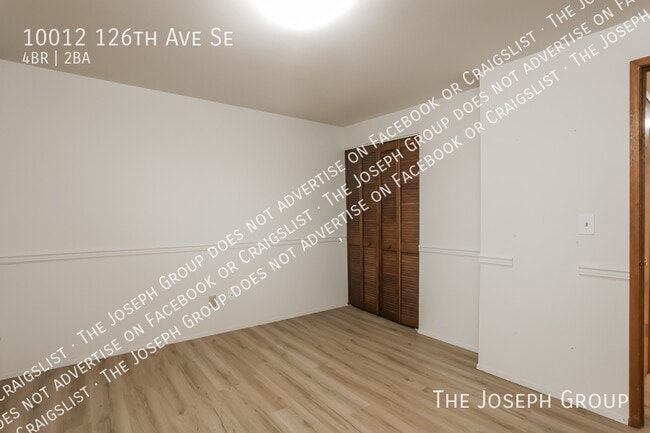 Building Photo - 10012 126th Ave SE