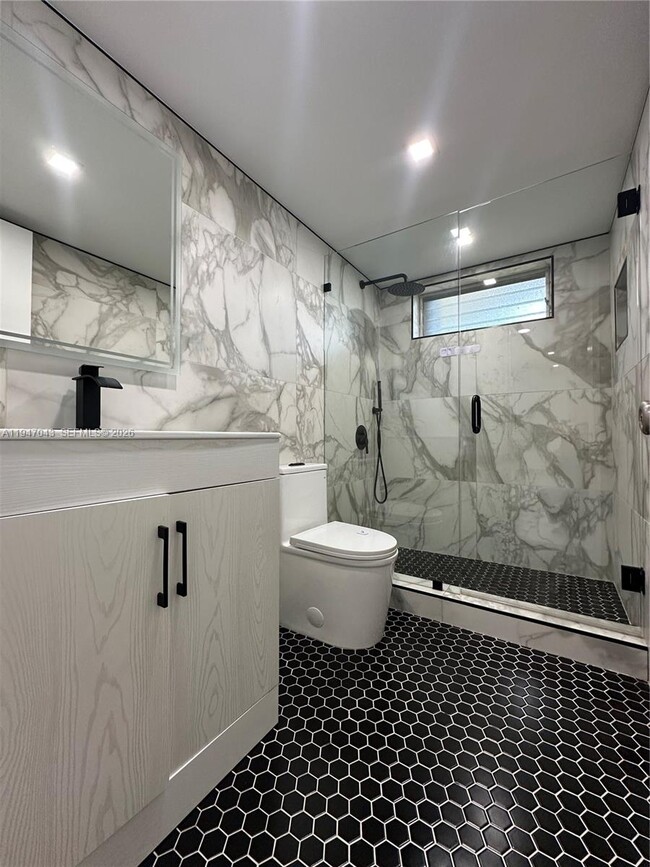 Building Photo - 4100 N 58th Ave