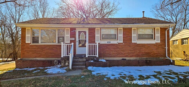 Primary Photo - Beautiful 3 Bedroom Ranch with Bonus Room ...