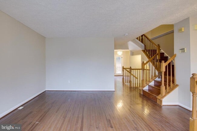 Primary Photo - 354 Kendig Dr