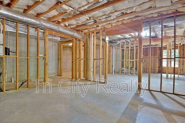 Building Photo - 250 Moss Creek Walk
