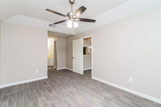 Building Photo - 6223 Fernwood Dr