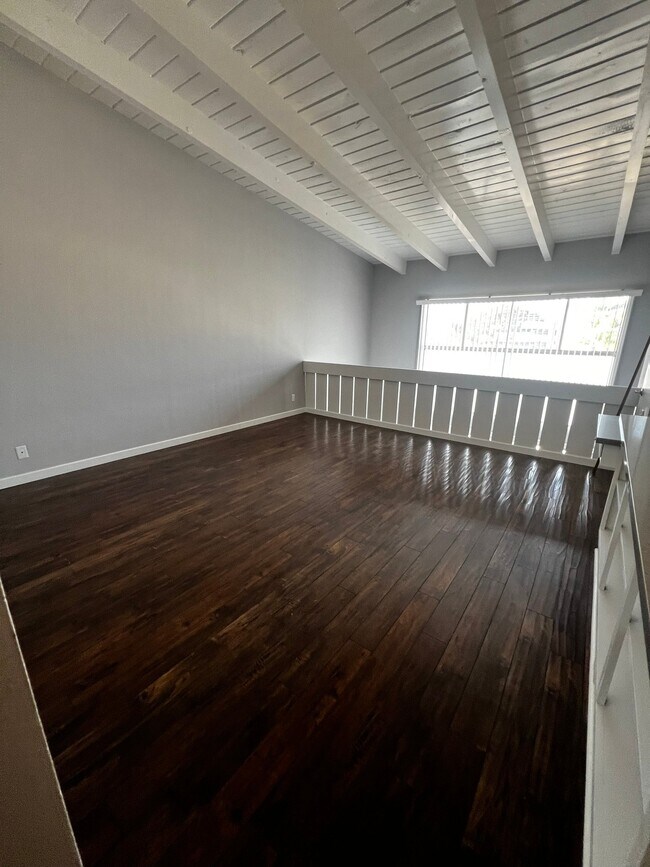 Building Photo - 4034 Emerald St